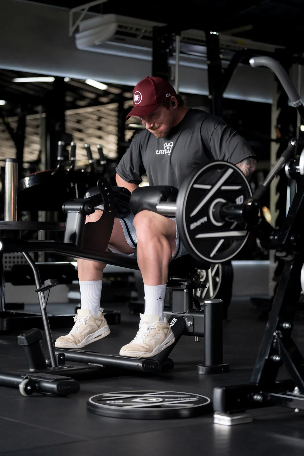 EMPOWER member preparing for a seated strength set